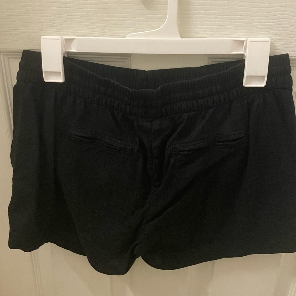 Linen Drawstring Shorts - Picture 2 of 4